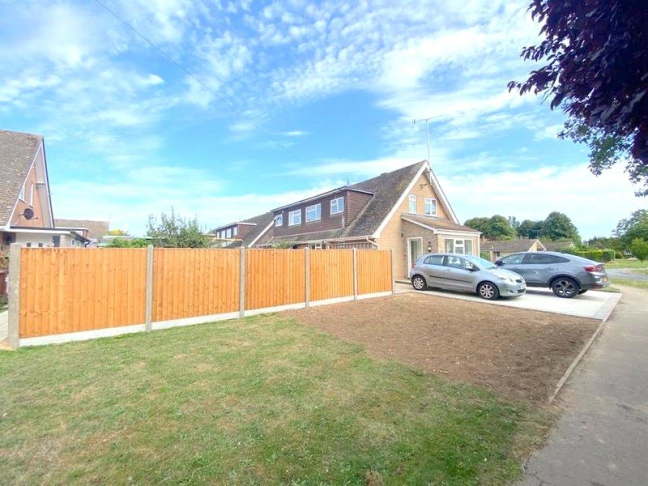 House Fordwater Gardens in Arun