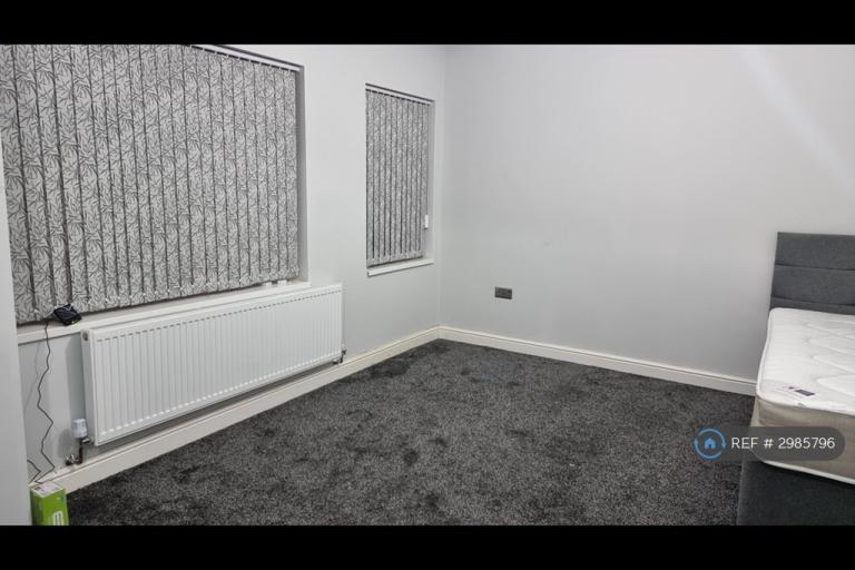 Flat Streetly Road in Birmingham