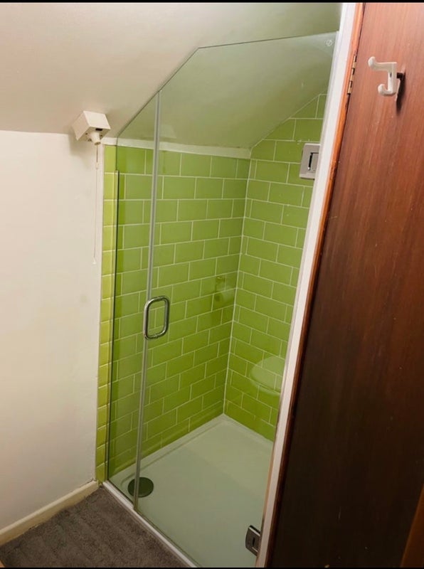 Room Ravensdale Close in Poole