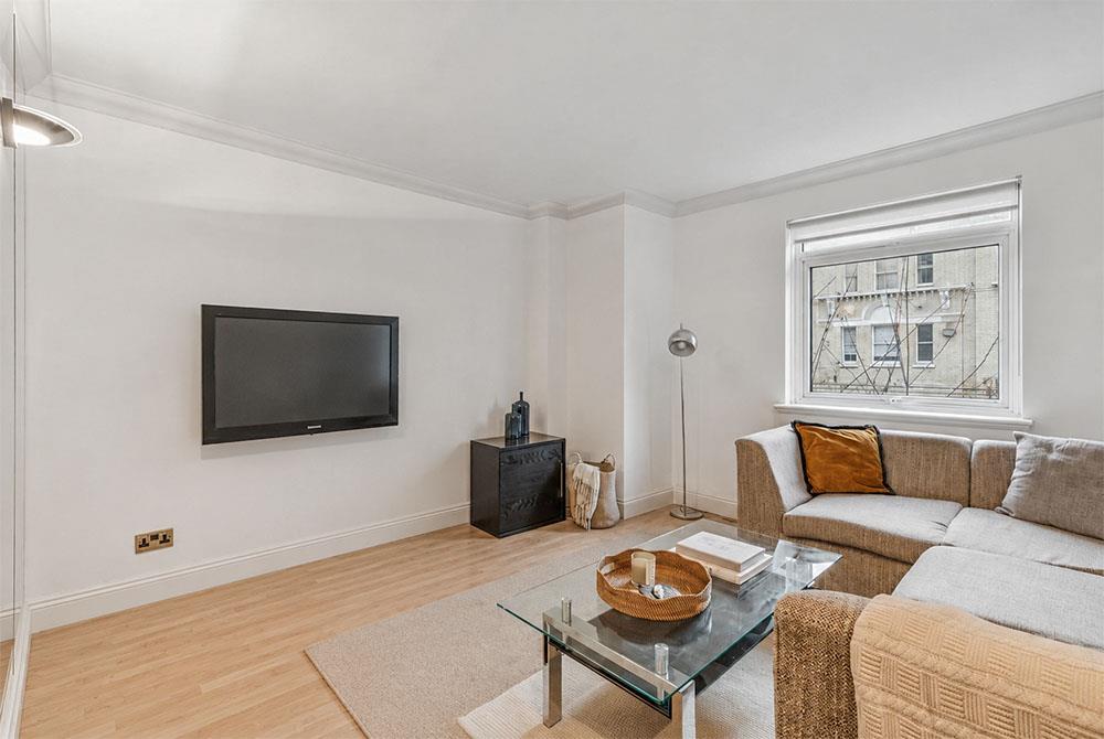 Flat Marylebone Road in City of Westminster
