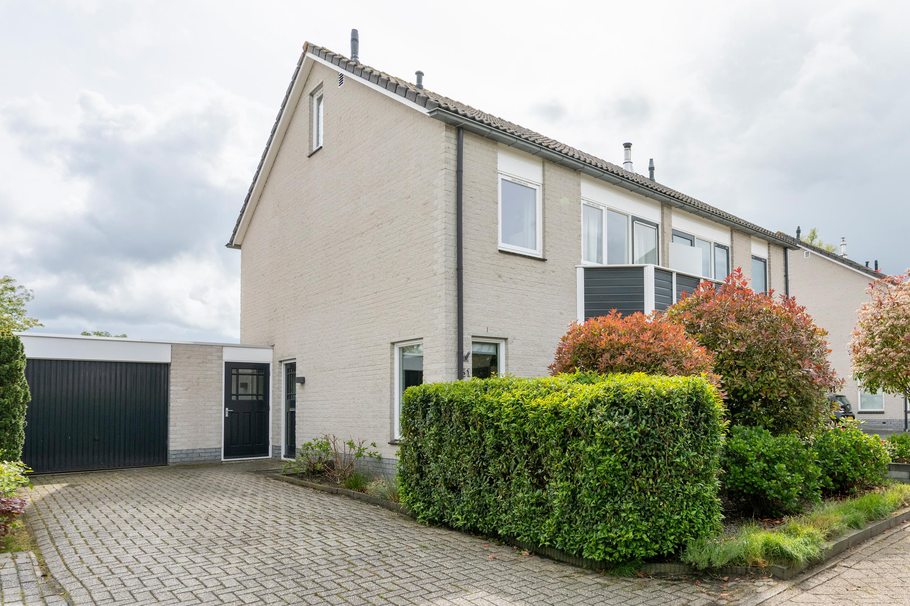 Huis Alpenkraai 51 in Emmen