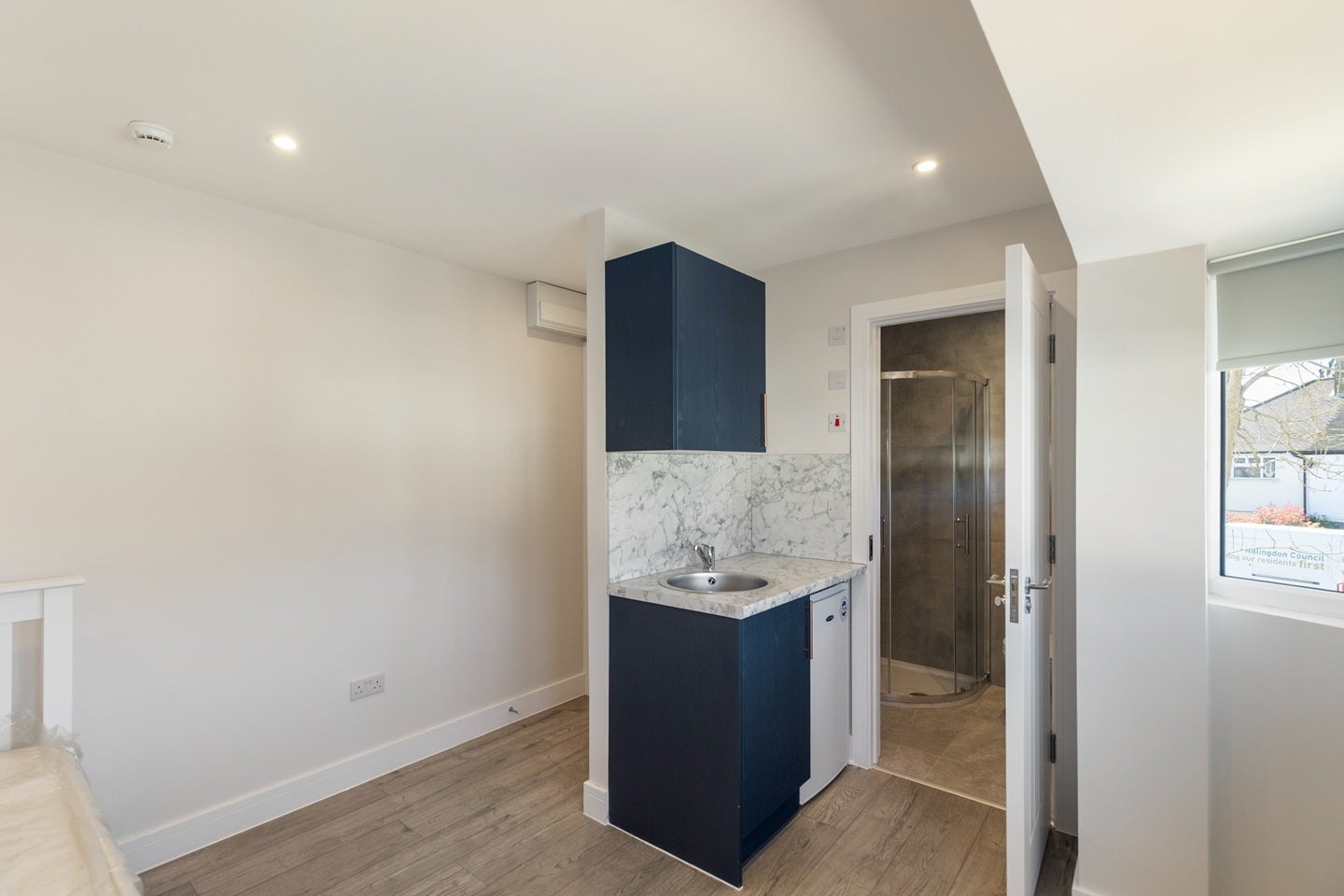 Flat Wellington Avenue in Greater London