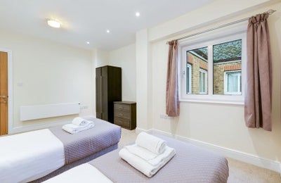 Flat Queen Street in Maidenhead