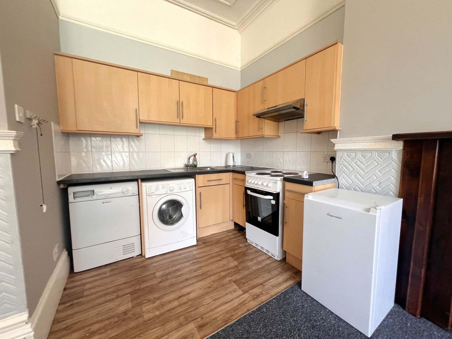 Flat Wellington Square in St Leonards
