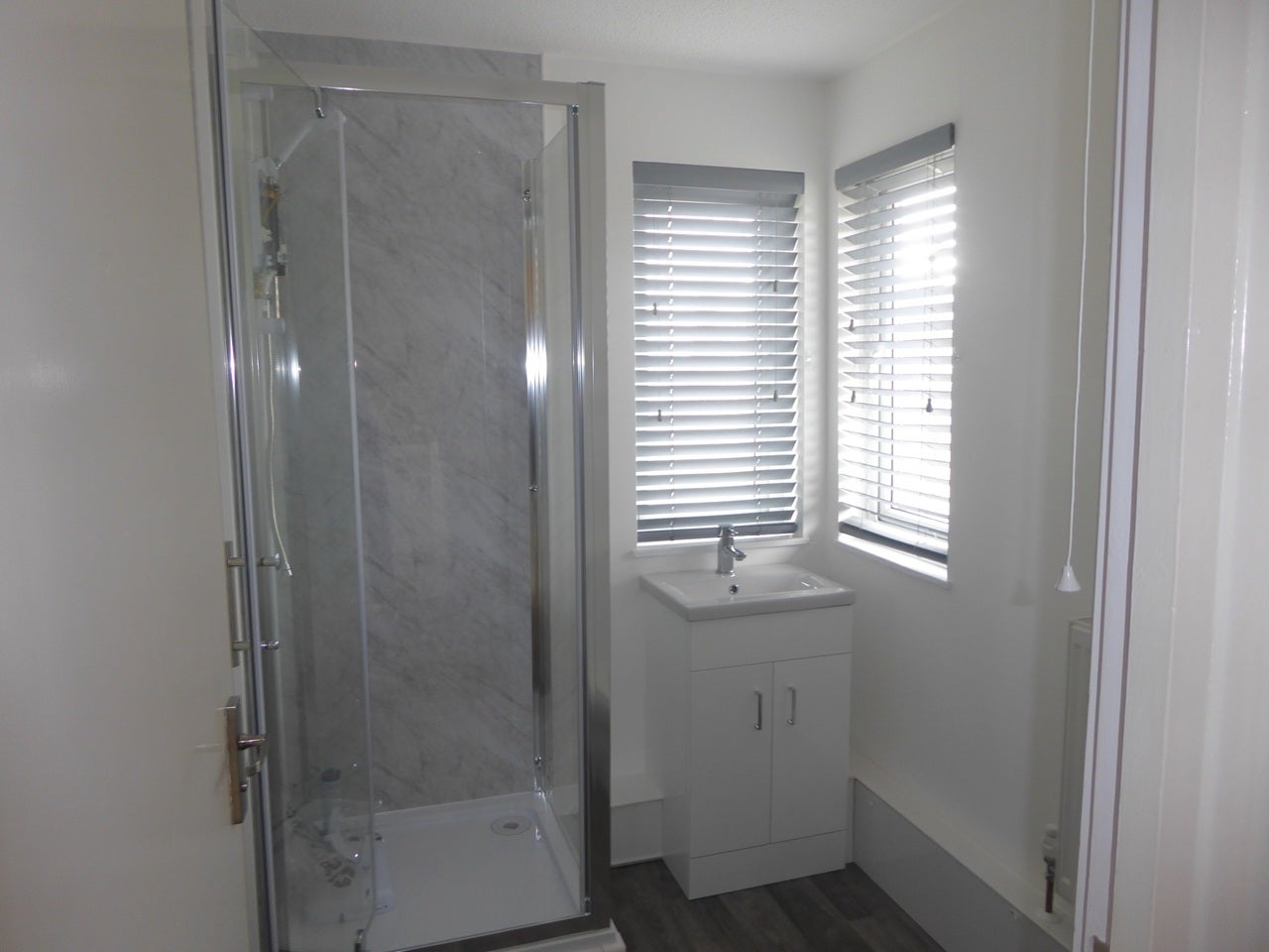 Room Mitcham Place in Milton Keynes
