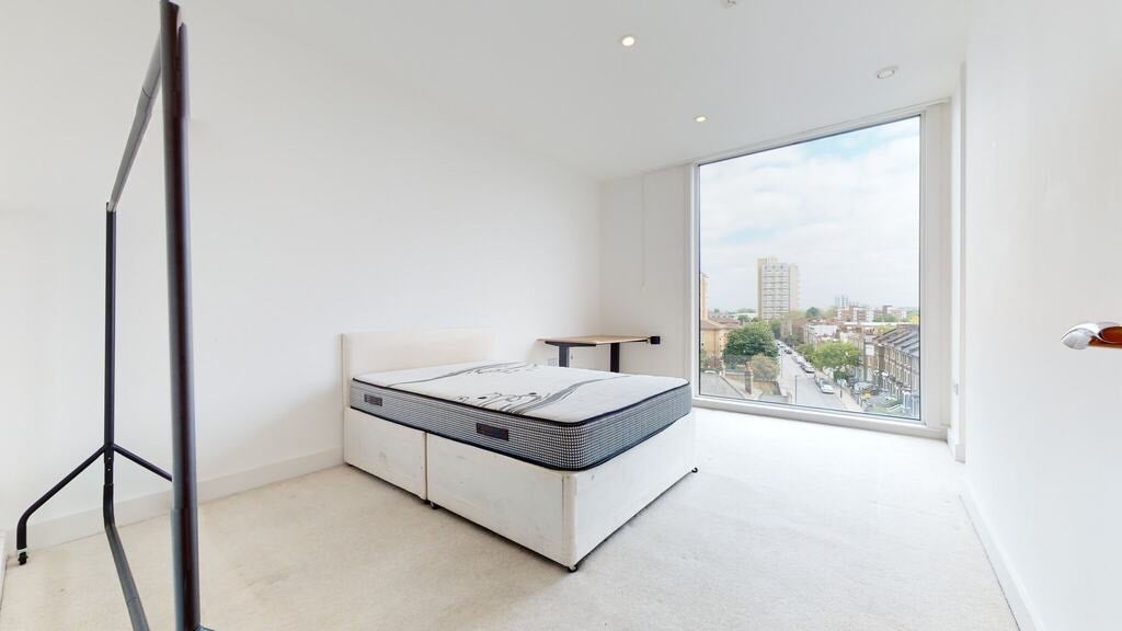 Flat Wandsworth Road in Greater London