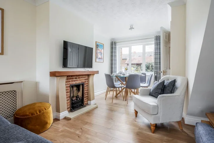 House Lander Close in Poole