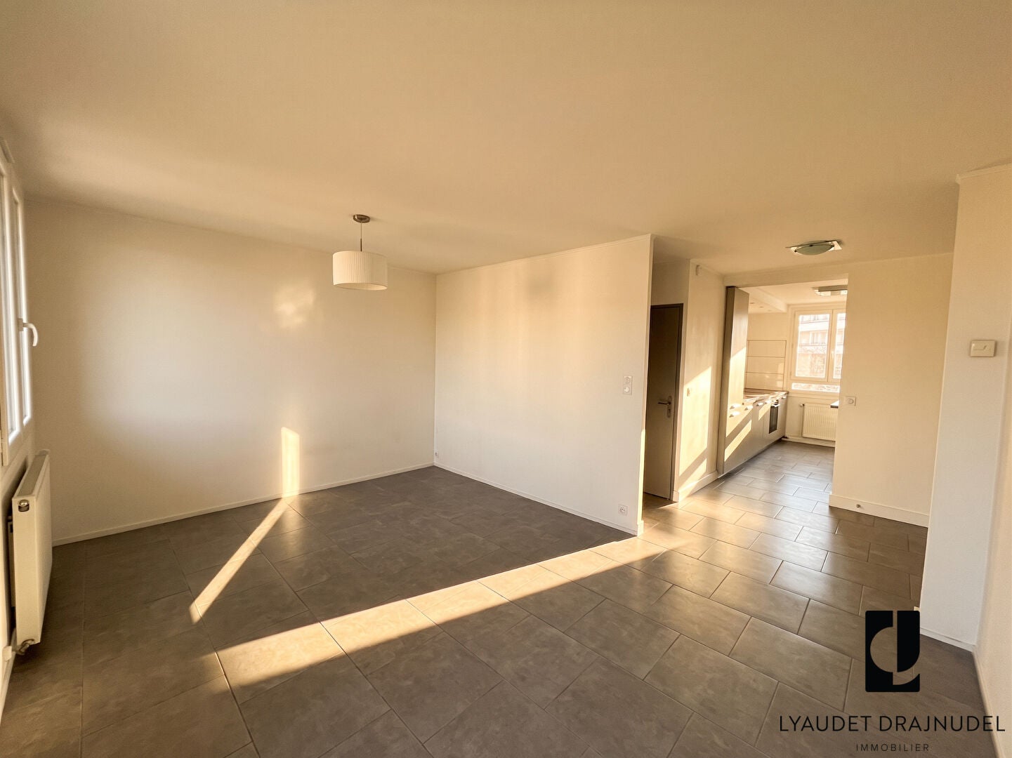 Flat Rue Victor Basch in Roanne