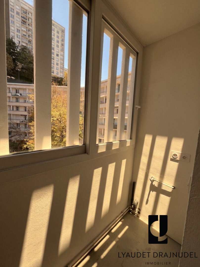 Flat Rue Victor Basch in Roanne