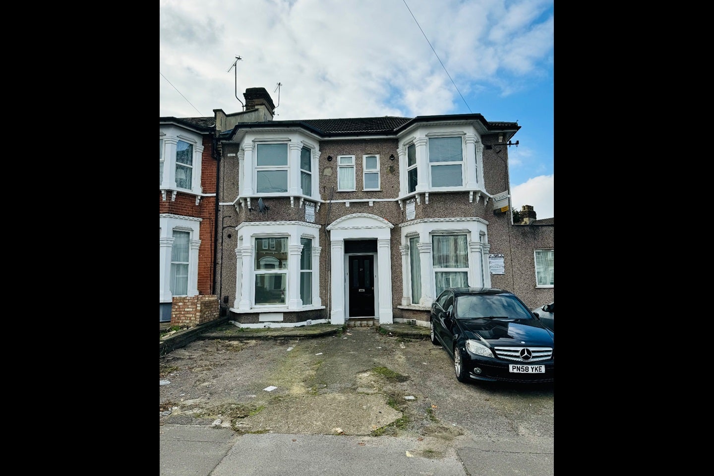 Flat Argyle Road in Greater London