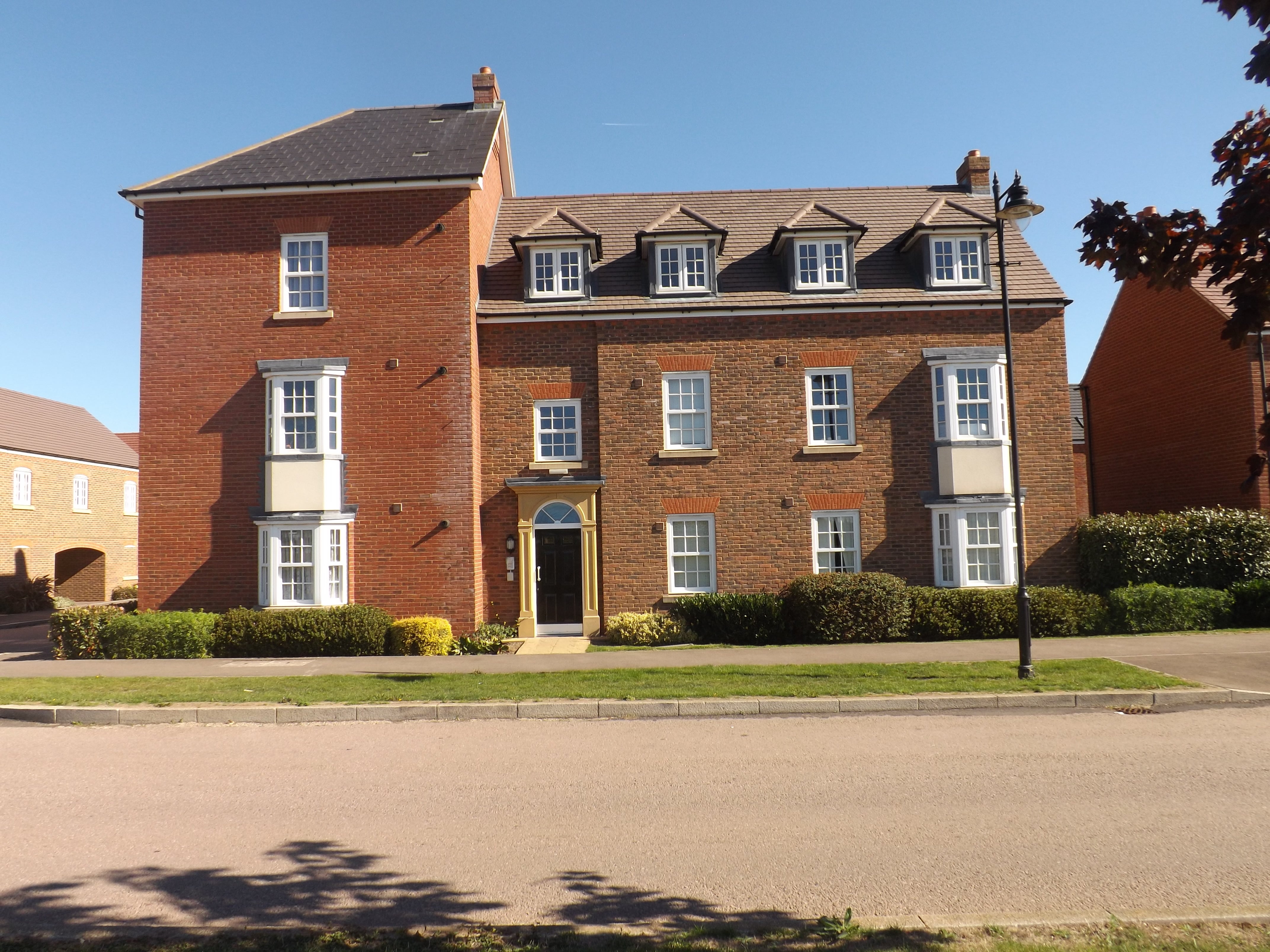 Flat Hill Rise in Kempston