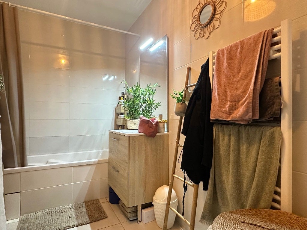 Appartement Rue du Champ du Garet à Arnas