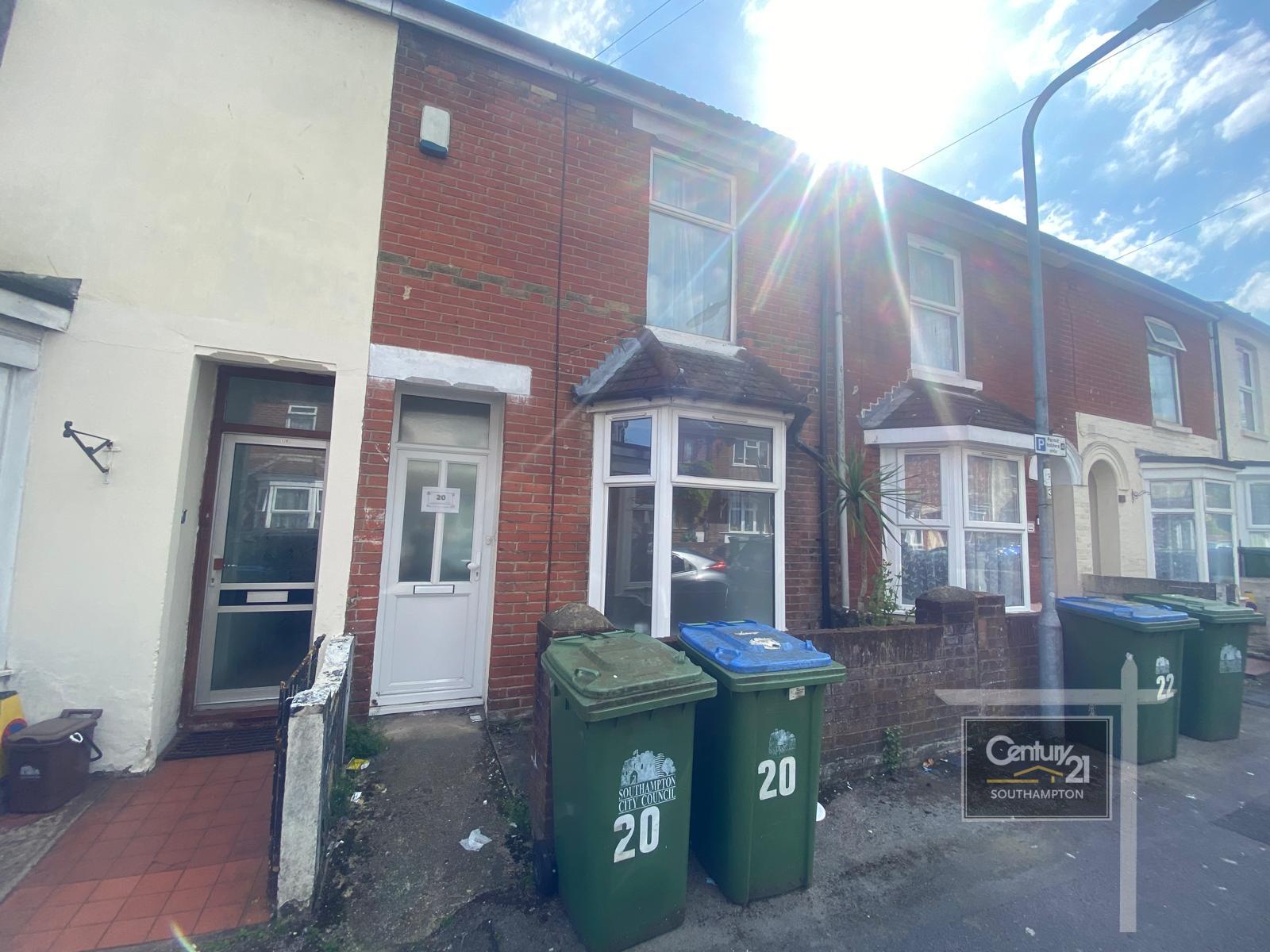 Flat Graham Road in Southampton