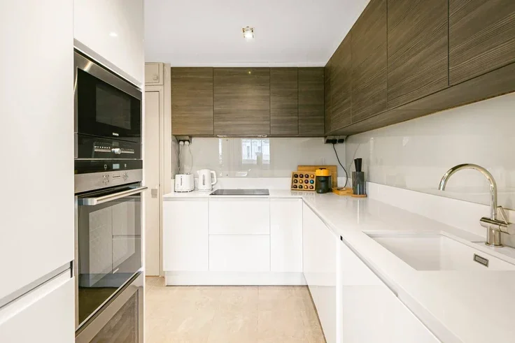 Flat Rutland Gate in City of Westminster