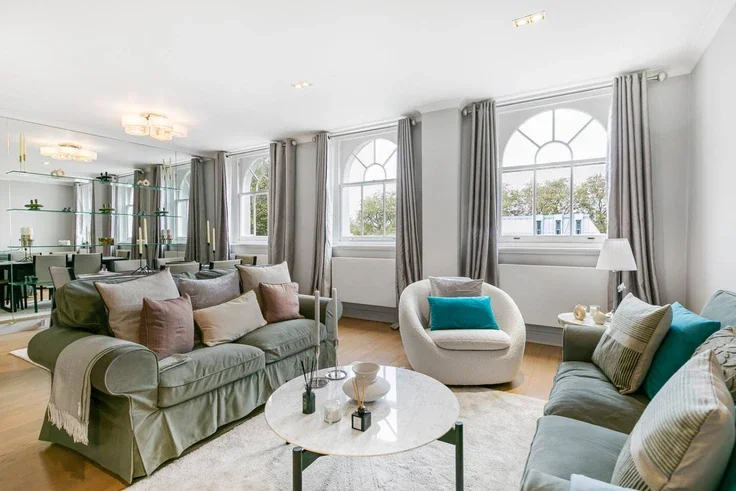 Flat Rutland Gate in City of Westminster