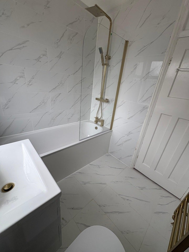 Room Winifred Terrace in Greater London