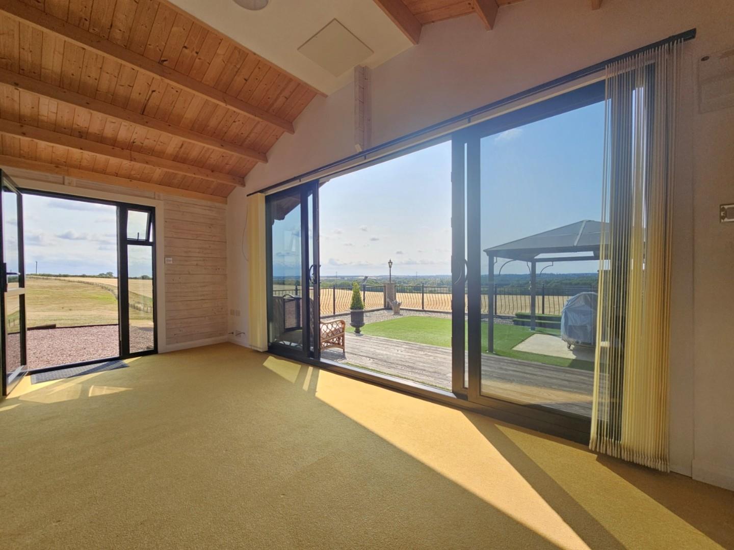 Flat Clare Close in Earls Barton