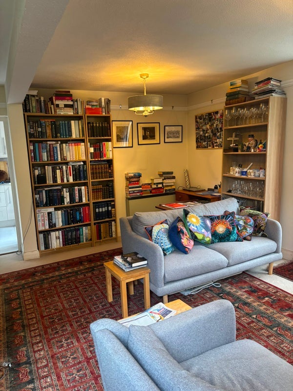 Room Meyrick Road in Greater London