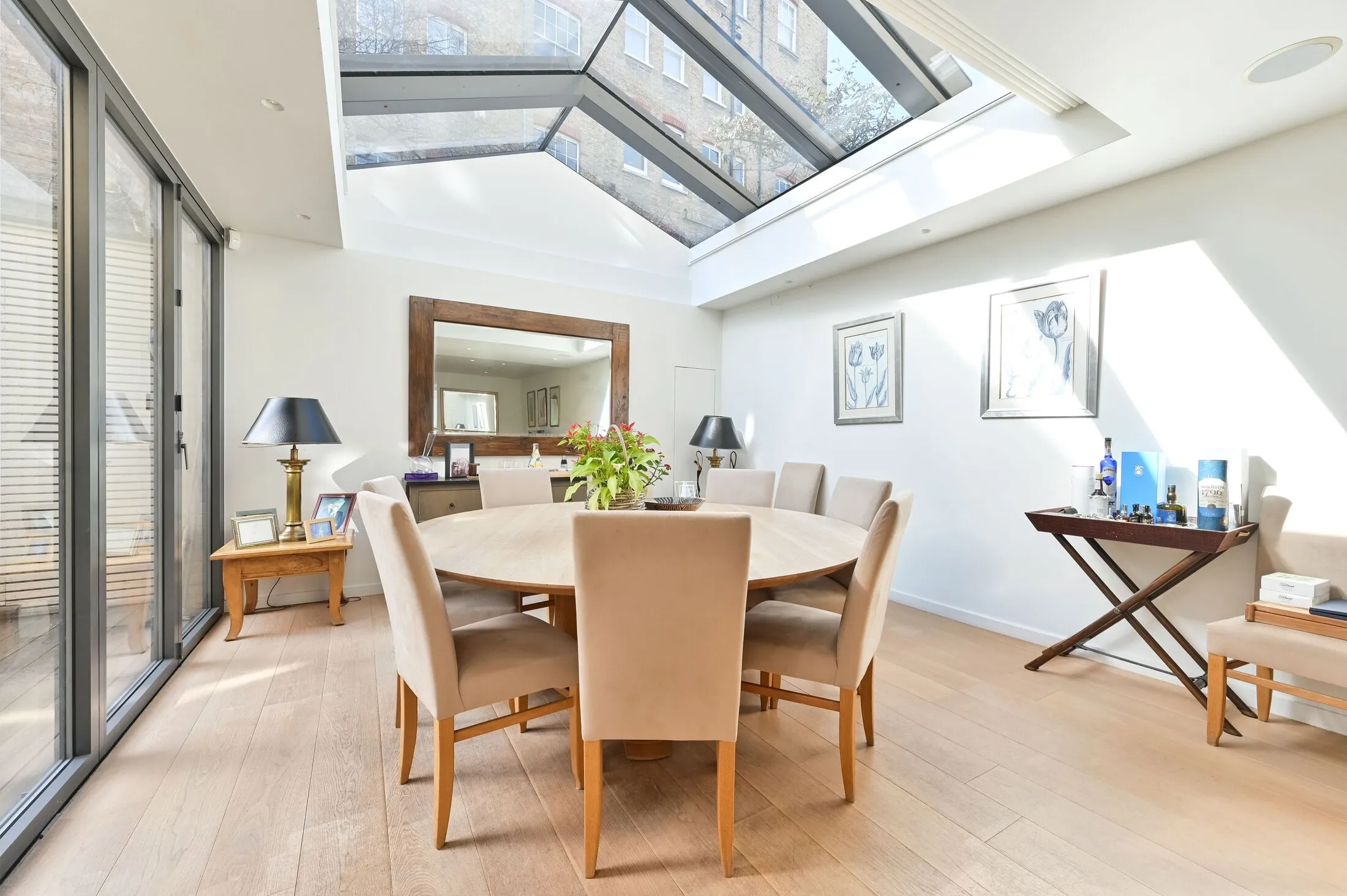 House Roland Way in Greater London
