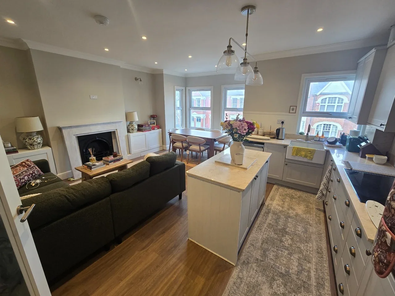 Room Melrose Avenue in Greater London