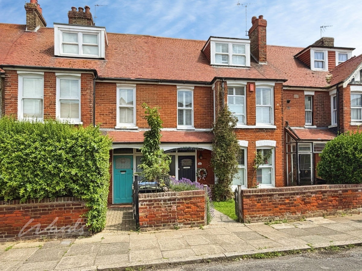 House Westcliff Road in Thanet