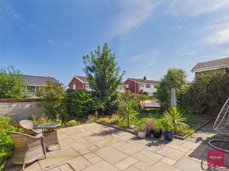 House Summerland Lane in Newton