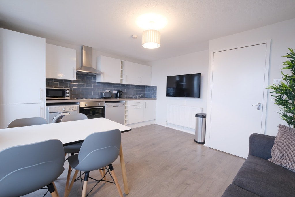 Room O'Leary Square in Greater London