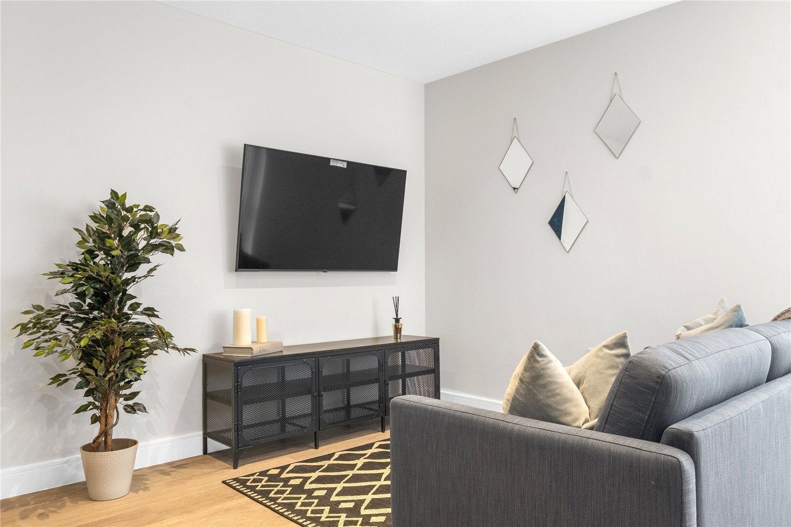 Room Unity Place in Birmingham