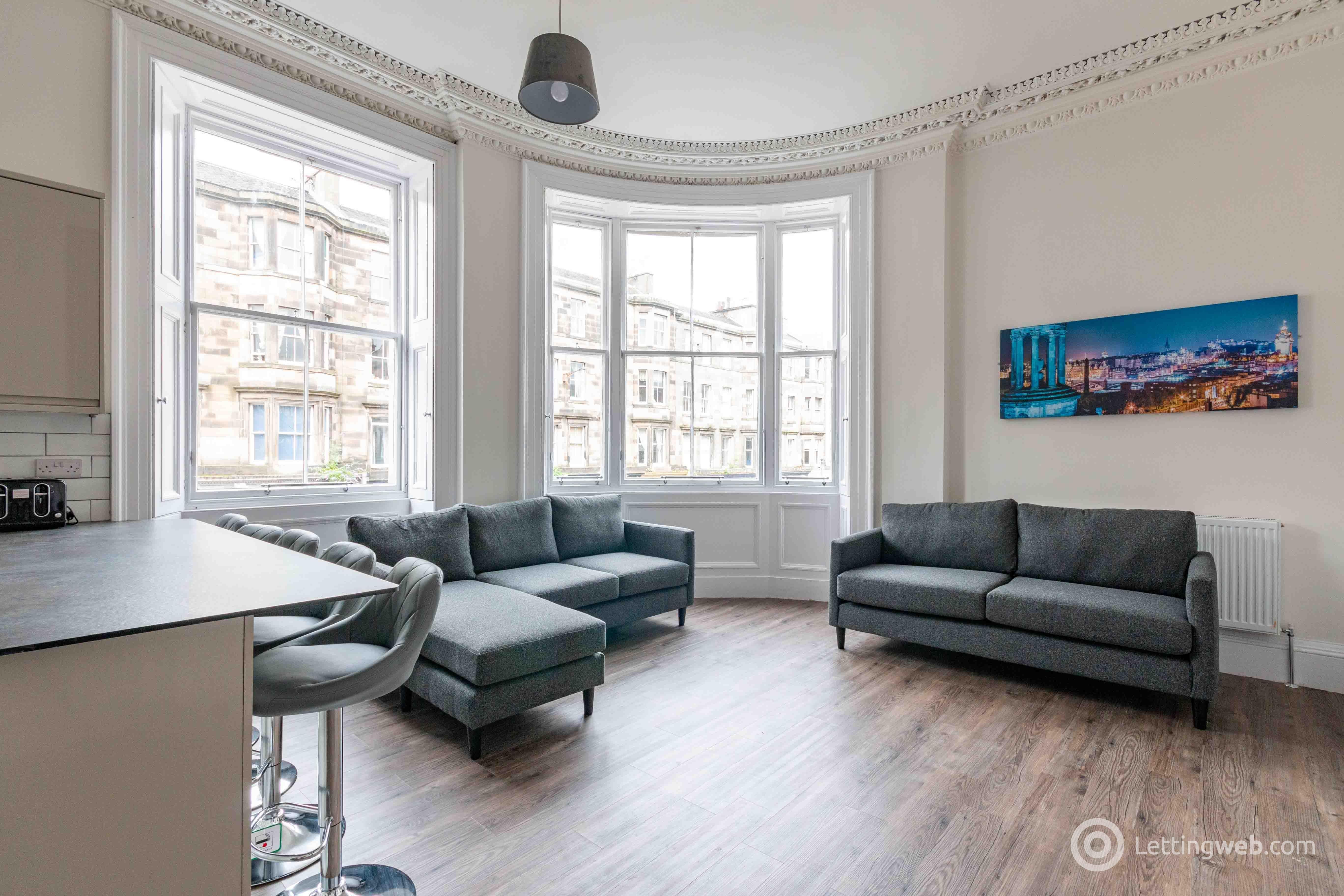 Room South Clerk Street in Edinburgh