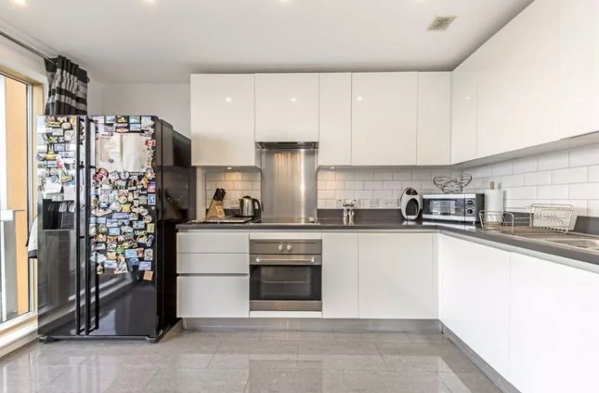 Flat London Road in Greater London