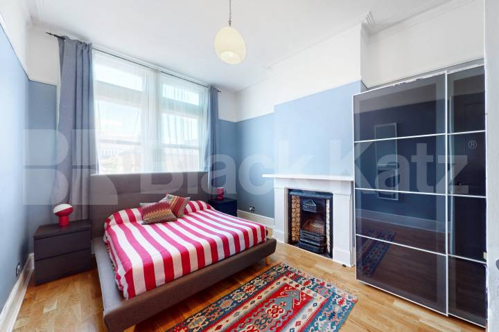 Flat Park Road in Greater London