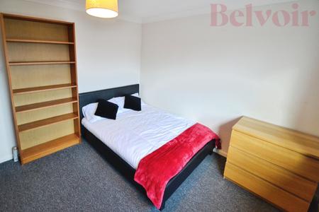 Room Bourne Road in Cambridge