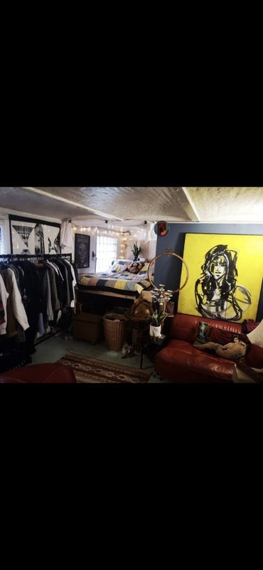 Room Belfast Road in Greater London