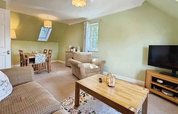 Flat Two Rivers Way in Newbury
