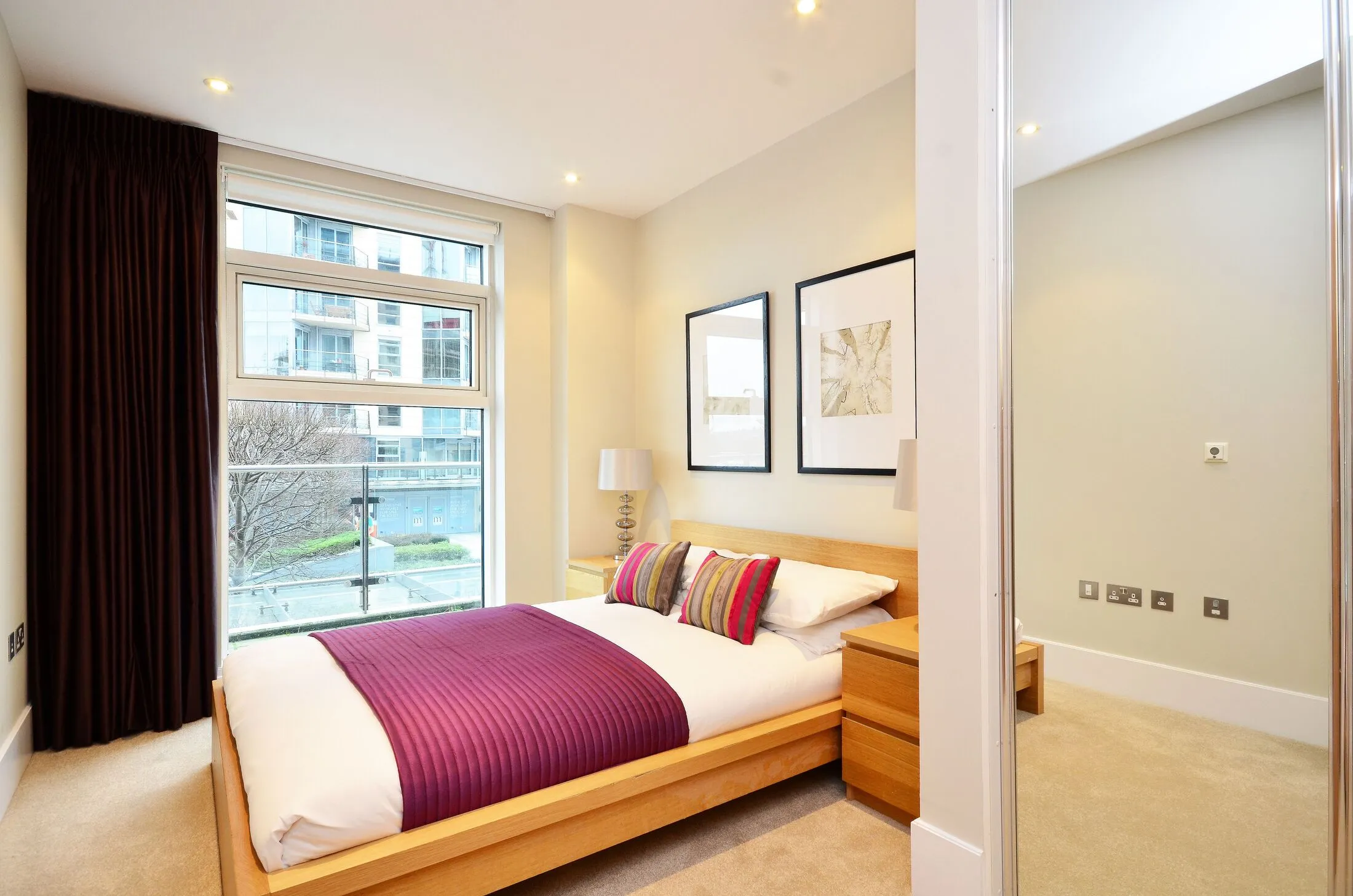 Flat Juniper Drive in Greater London
