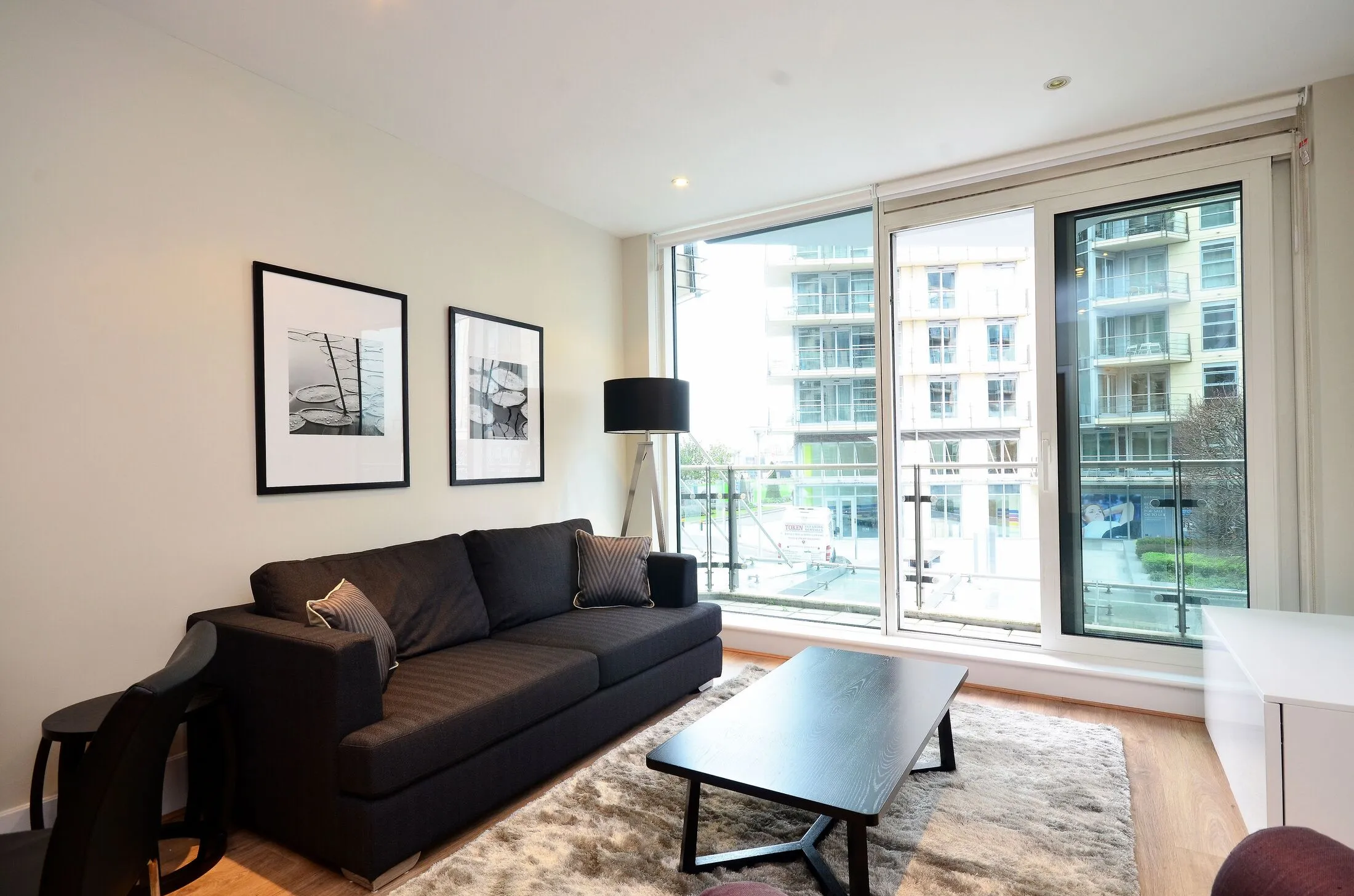 Flat Juniper Drive in Greater London