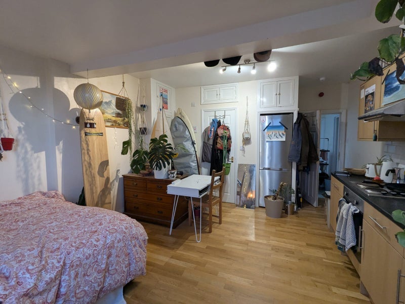 Room Redland Road in Bristol