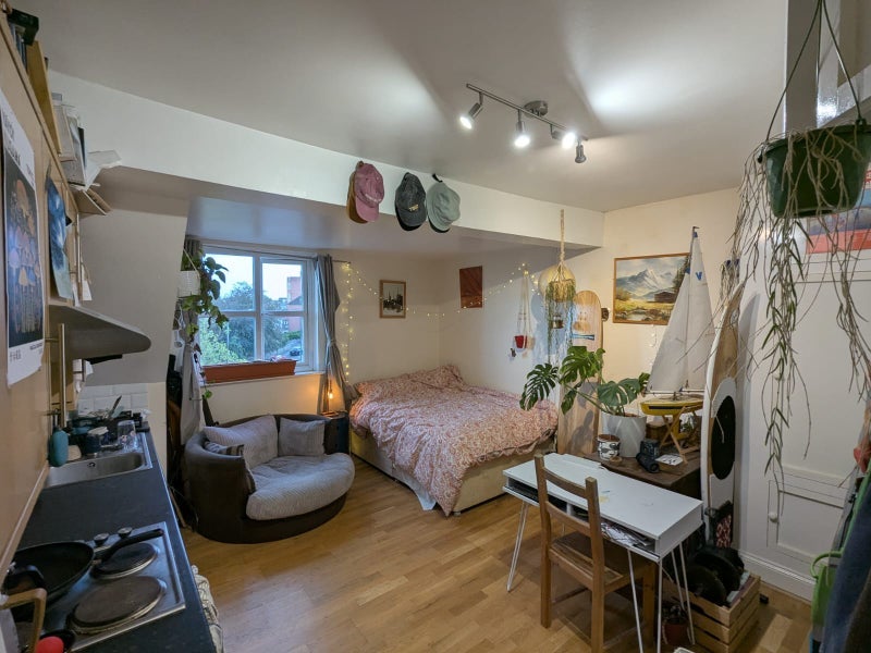 Room Redland Road in Bristol