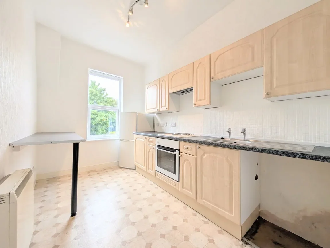 Flat Cavendish Road in Southport