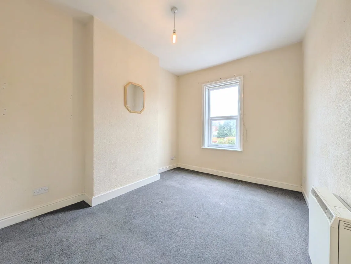 Flat Cavendish Road in Southport