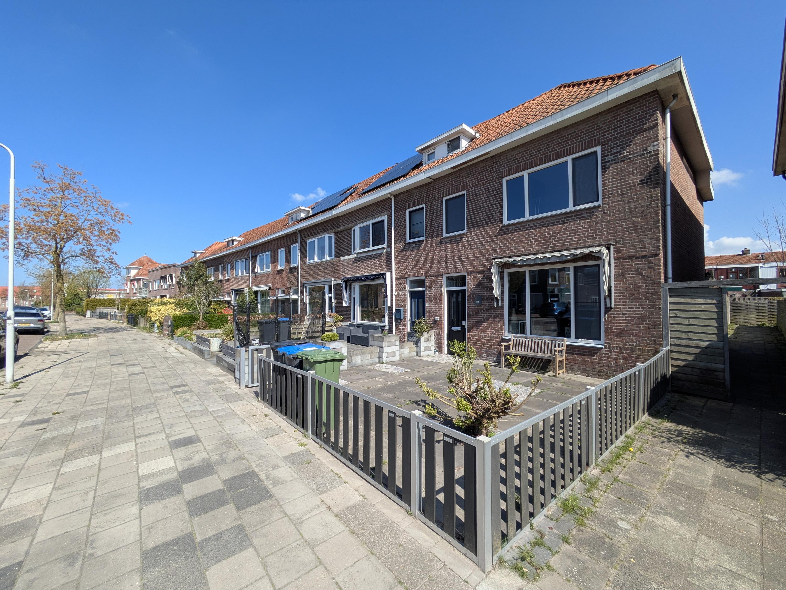 Huis Johan Willem Frisostraat 43 in Sneek