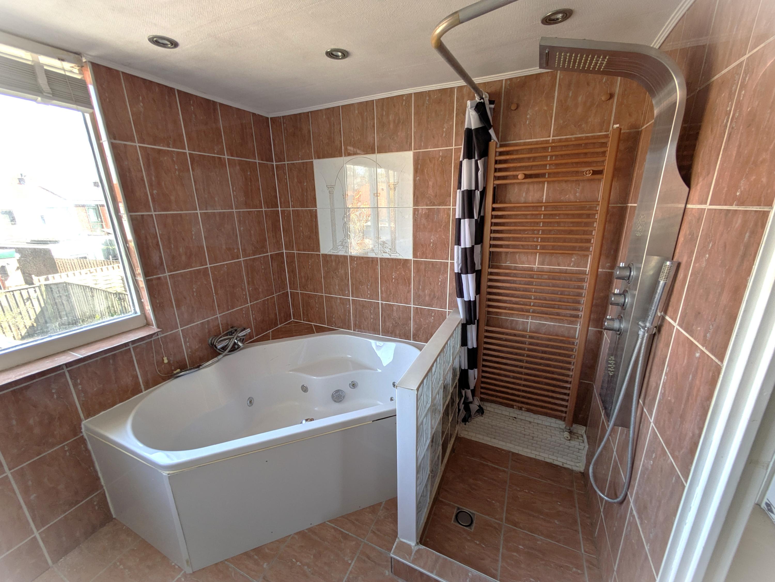 Hoekwoning te koop: Johan Willem Frisostraat 43, Sneek