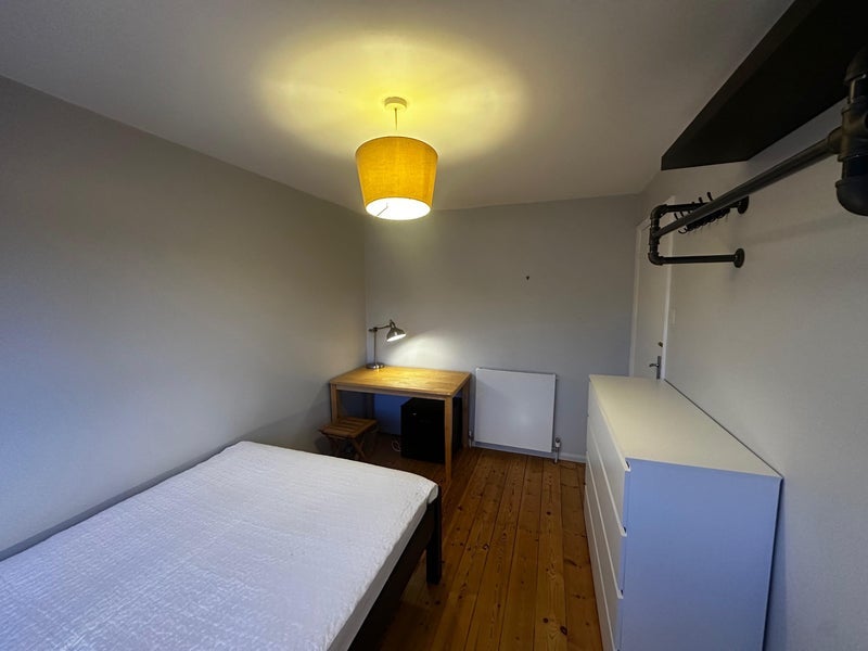 Room Acacia Road in Greater London