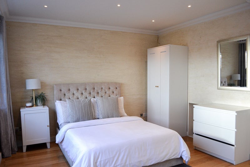 Room Hampson Way in Greater London