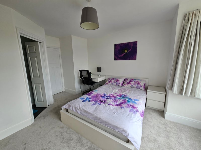 Room Hurn Lane in Keynsham