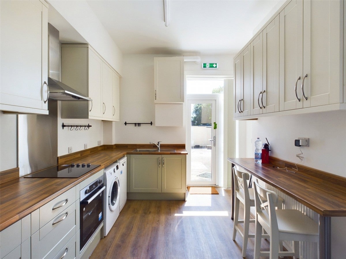 Room Colwick Road in Nottingham