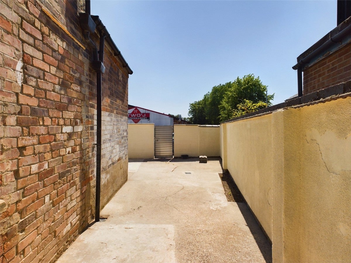 Room Colwick Road in Nottingham