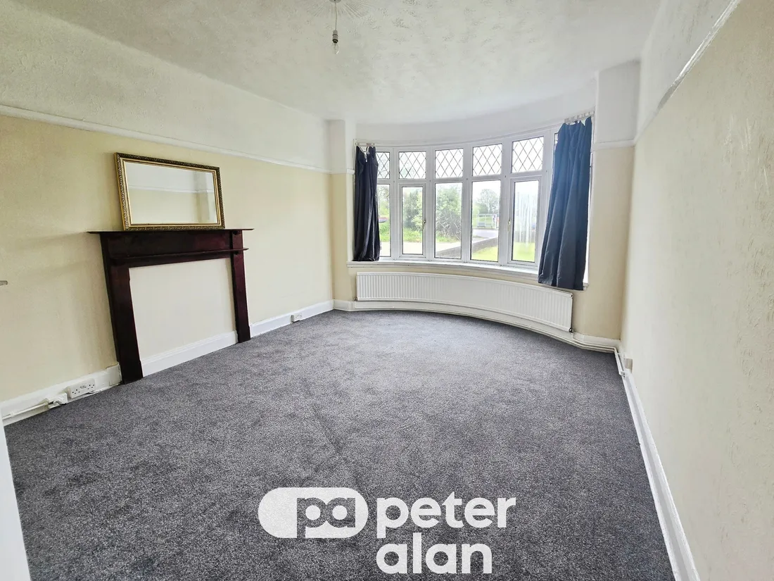 Flat Mumbles Road in Swansea