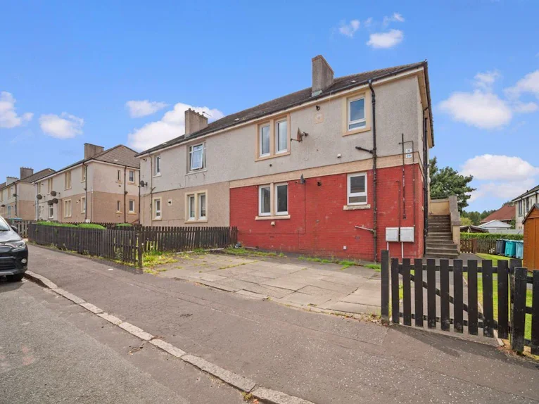 House Mollison Avenue in Harthill
