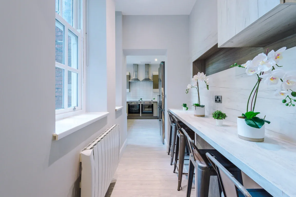 Flat Eskdale Terrace in Newcastle upon Tyne